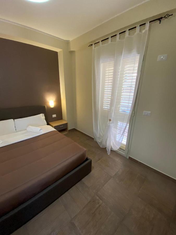Nick & Santo'S Holiday Homes B&B Giardini-Naxos Exterior foto