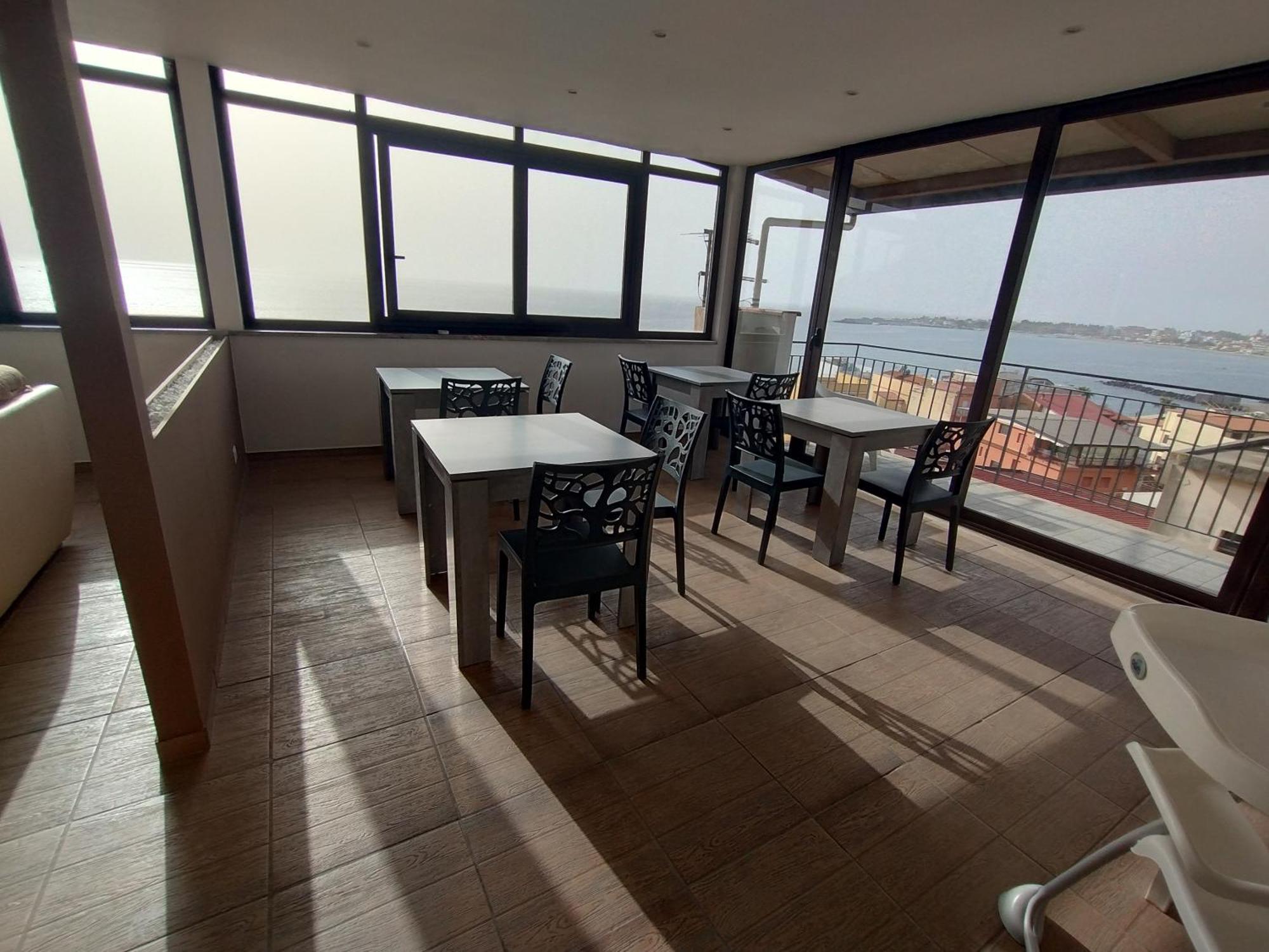 Nick & Santo'S Holiday Homes B&B Giardini-Naxos Exterior foto